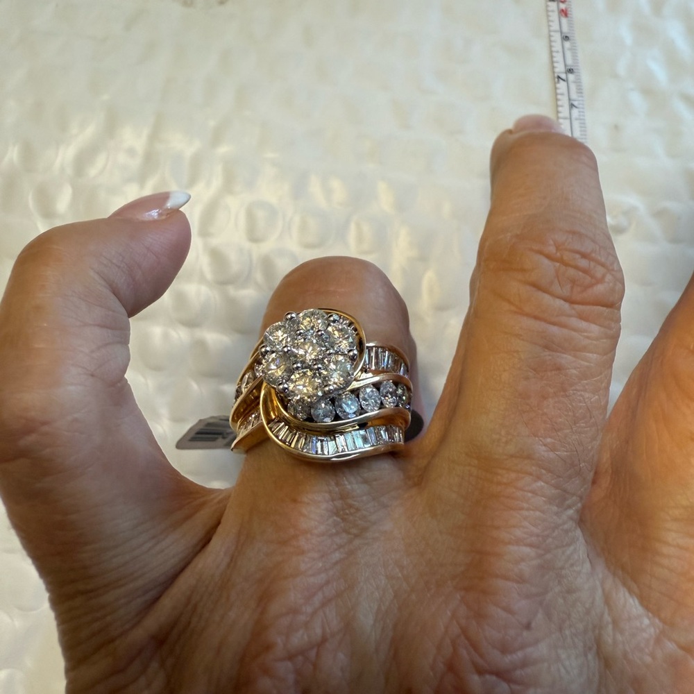 Diamond Cluster Ring 4CTTW 14K Gold Sz 7-7.5 Original Price $12,500 NEW - Picture 10 of 13